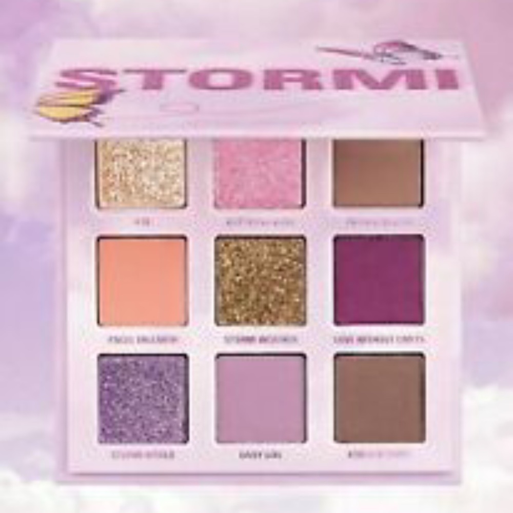 Kylie Jenner Stormi Palette